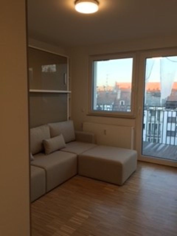 Möblierte Wohnung mit sonnigen Balkon - zentrale Lage in Wiesbaden