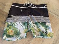 Herren Badehose Quiksilver Größe L Badeshorts Surfsilk Boardshort Nordrhein-Westfalen - Krefeld Vorschau
