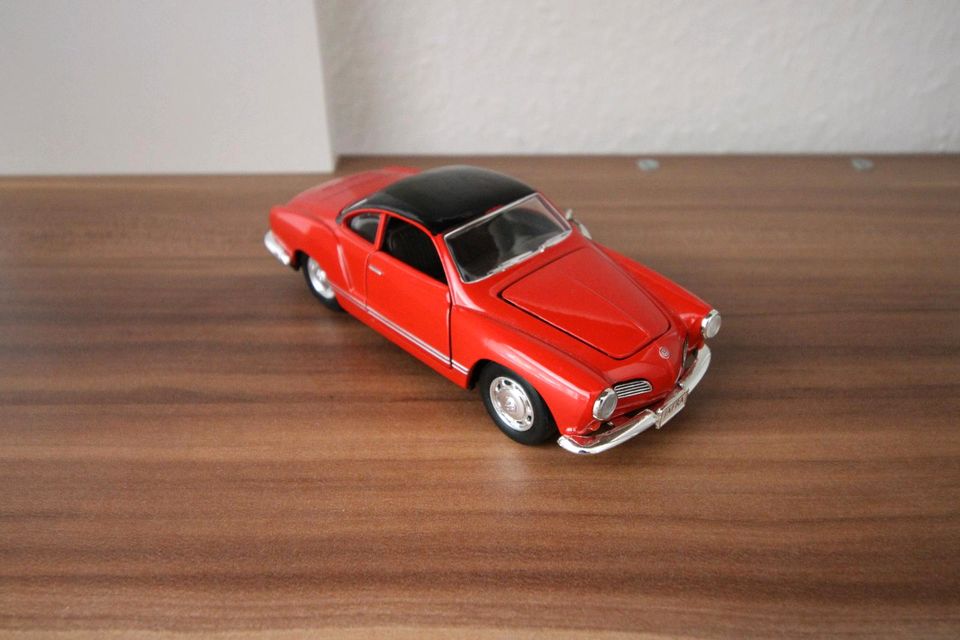 Volkswagen Karmann - Ghia 1966 1:28 Modellauto SAMMLUNGSAUFLÖSUNG in Puchheim