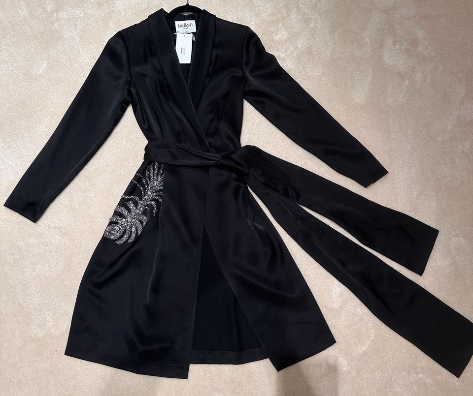 Kleid schwarz  ba & sh in Baden-Baden