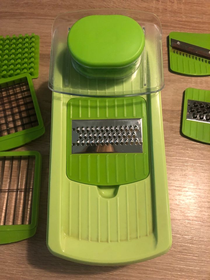 Genius Gemüseschneider wie Nicer Dicer in Minden