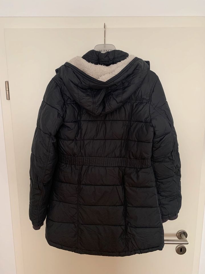 H&M Winterjacke / Größe 170 / grau blau in Hannover