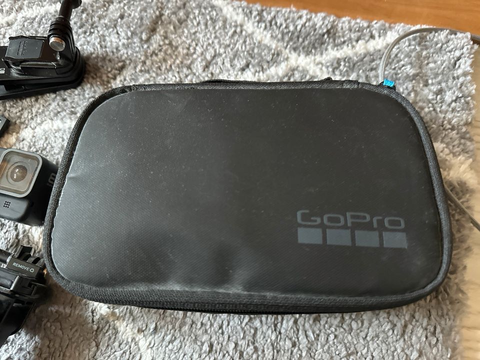 Go Pro 8 Black Kamera mit Zubehör in Köln