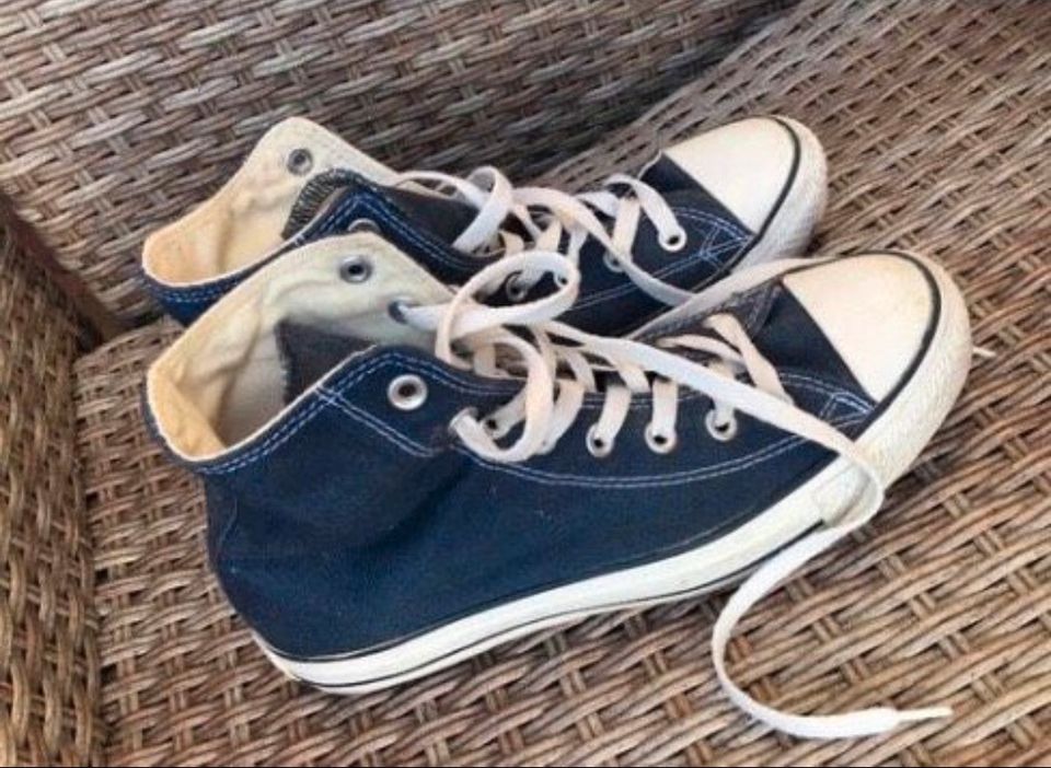 Chucks / Sneaker Converse All Star in blau, Gr 6 1/2, Gr 40 in Wilhelmshaven