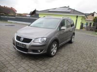 Volkswagen Touran 2.0 TDI CrossTouran/TÜV NEU/NAVI/AHK Niedersachsen - Herzberg am Harz Vorschau