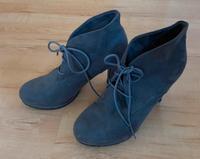 Graue Stiefelette von Only Pink Bayern - Stein Vorschau