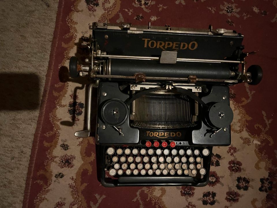 Schreibmaschine "Torpedo" in Monschau