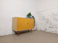 Vintage Kommode Sideboard Holzschrank 60er 70er DDR Retro Berlin - Lichtenberg Vorschau