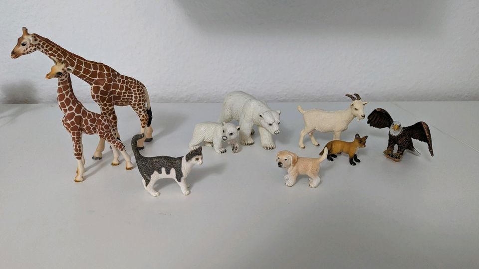 Schleich Tiere (9 Stück) in Neuhausen