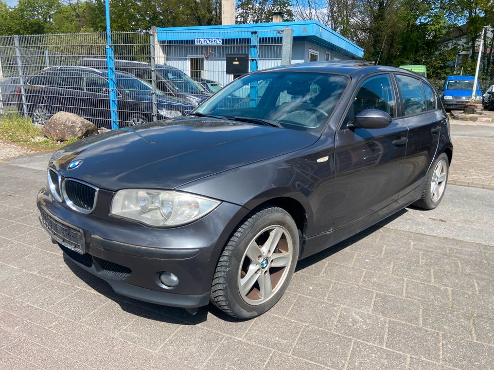 BMW 118i Eeuro 4 Schiebedach in Lippstadt