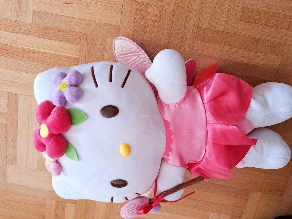 Sanrio Hello Kitty Plüsch Puppe Fee 15,7" 40 cm wie neu in Wentorf