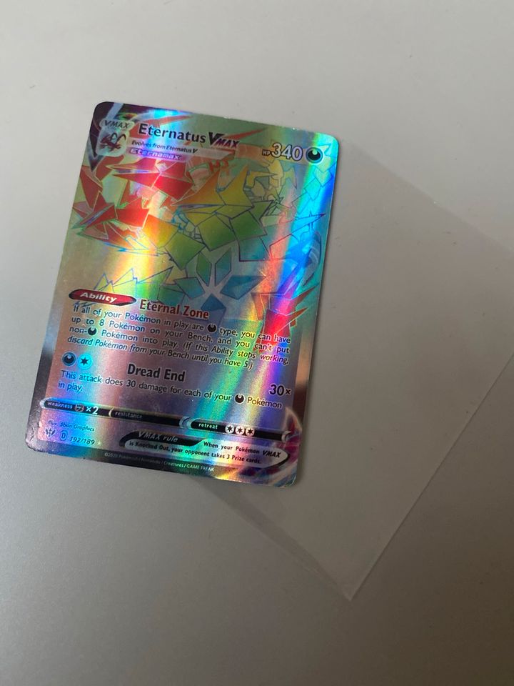 Pokémon Karte Pokemonkarte englisch Rainbow Eternatus Vmax in Düsseldorf