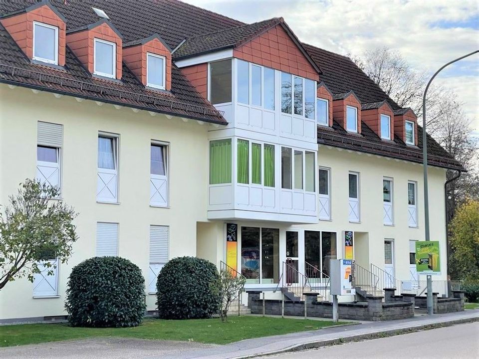 2-Zimmer-Wohnung + Stellplatz Beratzhausen nähe Regensburg in Beratzhausen