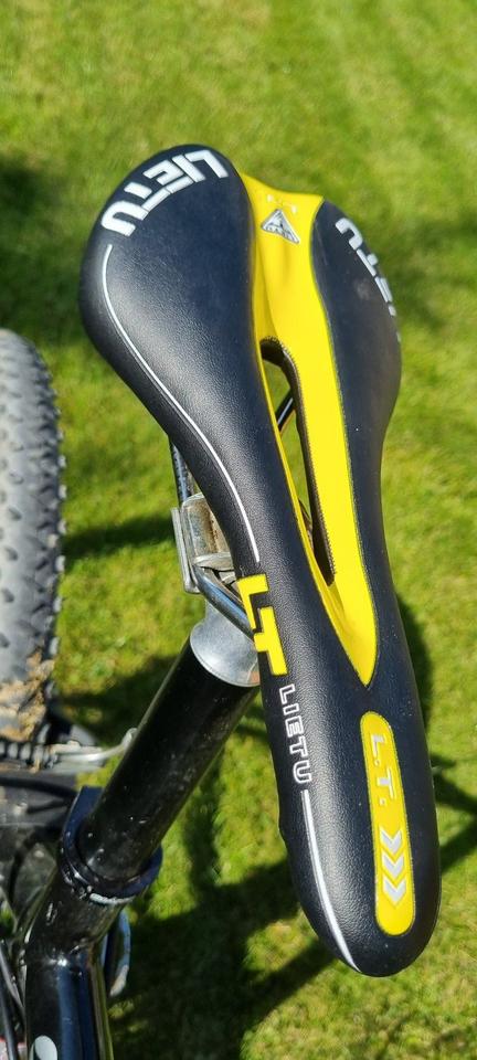 Mountainbike Giant Terrago mit neuer Federgabel NCX SR SUNTOUR in Sachsen Crimmitschau Herrenfahrrad gebraucht kaufen kleinanzeigen