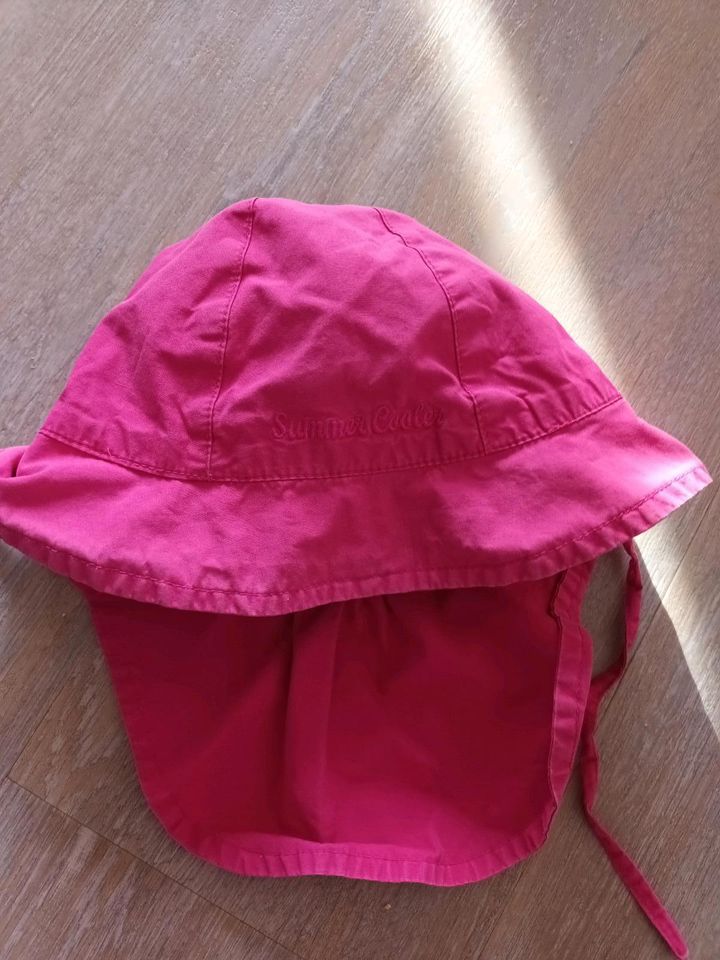 C&A Sommerhut mit Nackenschutz pink KU 47 cm in Lübeck