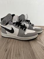 Nike Air Jordan light smoke grey 40 Bayern - Friedberg Vorschau
