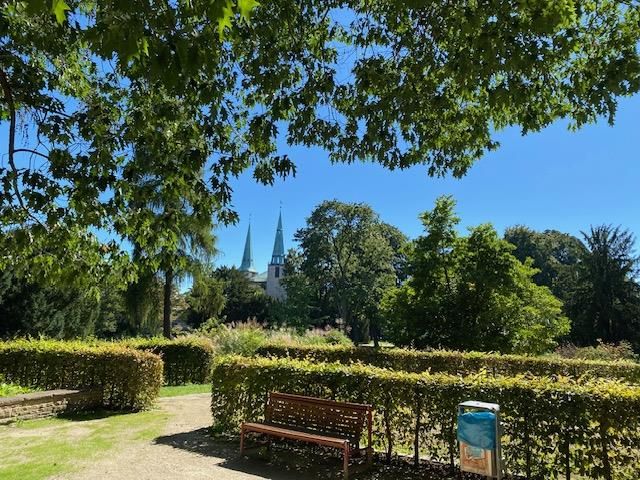 1-A-Lage! Schnäppchen direkt am Stadtpark! 2-Zi-ETW mit Südterrasse und TG-Stpl. in Nürnberg (Mittelfr)