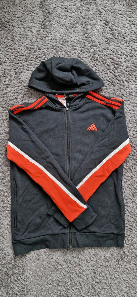 Adidas Jacke Größe 164 Neu Hoodie Kapuzenpullover sweater in Köln