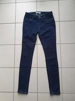 ONLY Jeans Größe 38 Röhrenjeans Stretch blau enganliegend W31L34 Nordrhein-Westfalen - Hamminkeln Vorschau