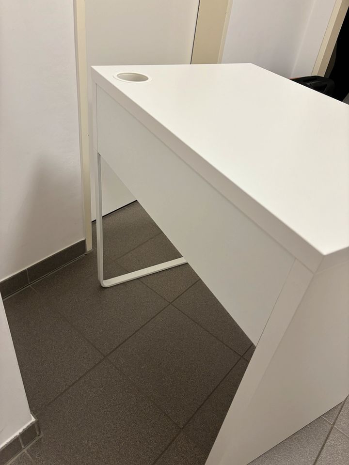 IKEA | Micke | Schreibtisch | Schminktisch | weiß | Schublade in Hamburg