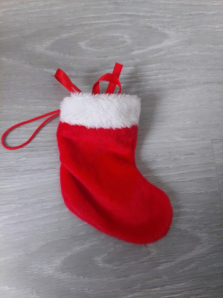 Geschenkverpackung Weihnachten Weihnachtsverpackung Socken in Hemmingen