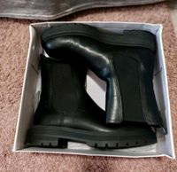 Chelsea Boots Gr. 42 schwarz Stiefel Schuhe Berlin - Zehlendorf Vorschau