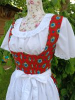 Vintage Dirndl Blumen rot 36 Bayern - Friedberg Vorschau