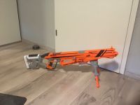 Nerf Raptorstrike mit 2 Magazinen und einem Zweibein Nordrhein-Westfalen - Eslohe Vorschau