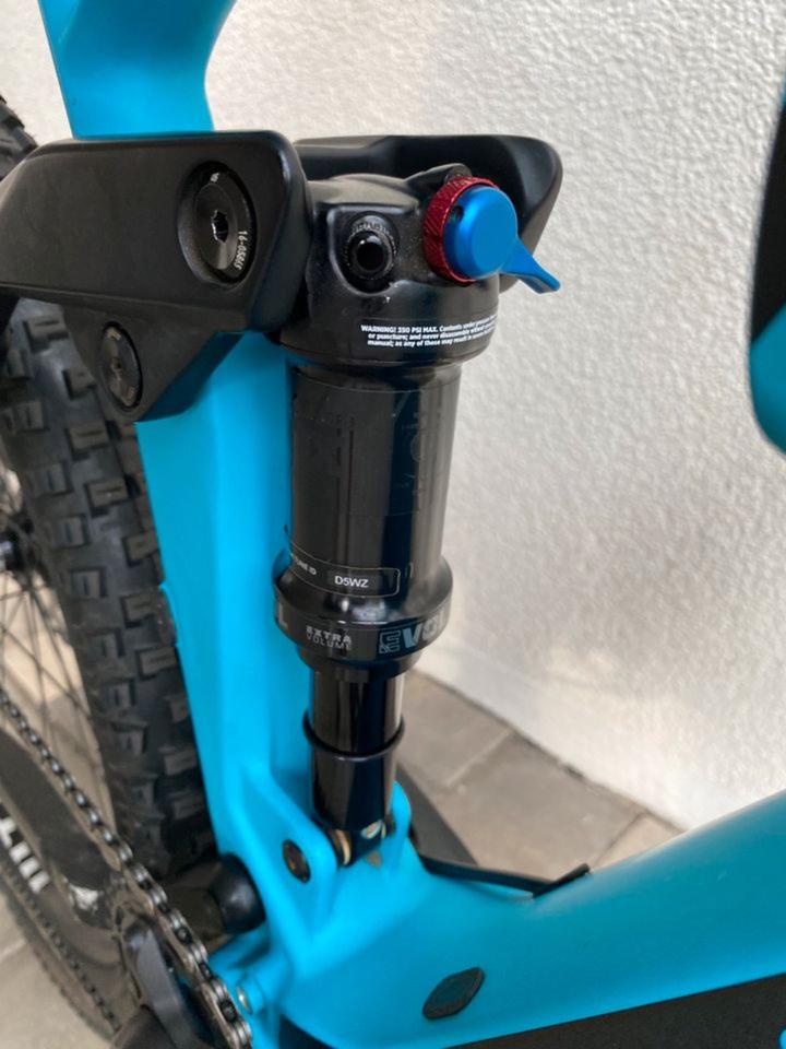 CARBON FULLY MTB CUBE STEREO RACE HPC 27,5” L UVP: 2999€ AKTION in Berlin
