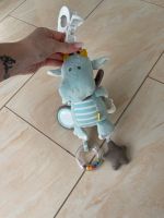 Baby Kleinkind Rassel Spielzeug Ostern Geschenk Maxi cosi Nordrhein-Westfalen - Marl Vorschau