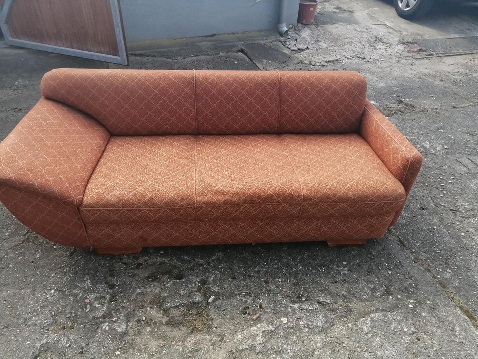 Historisches Sofa in Dessau-Roßlau