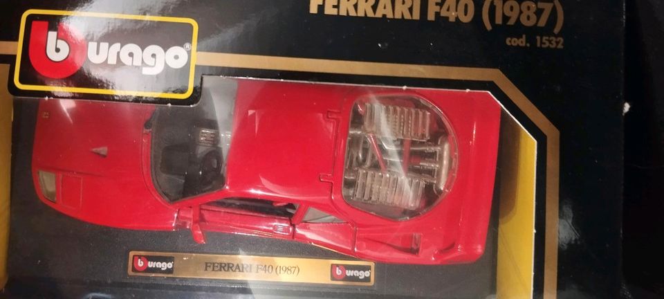 Bburago Ferrari F40 1/24 (1987) rot mit Karton in Hamm