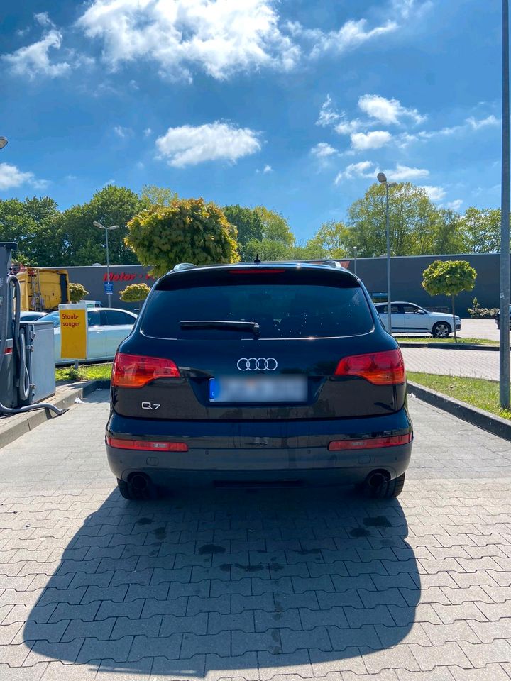 Audi Q7 3.0 TDI Quattro 7 Sitzer in Schönkirchen