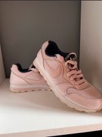 Nike Schuhe in Rosa Baden-Württemberg - Deilingen Vorschau