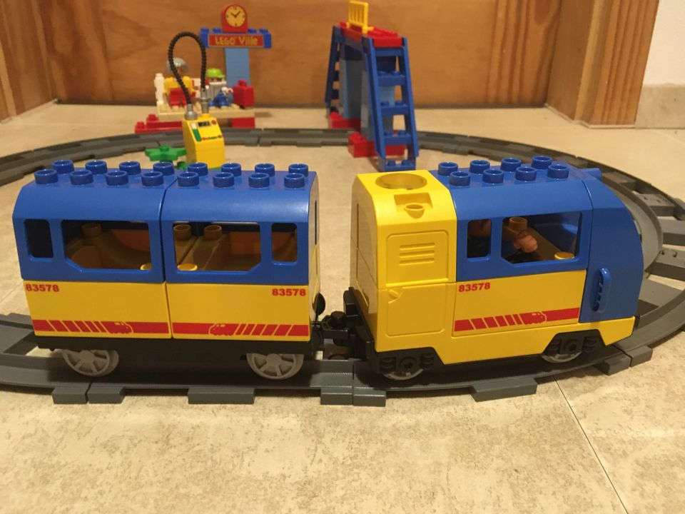 Lego Duplo Eisenbahn 5608 elektrisch in Werdau