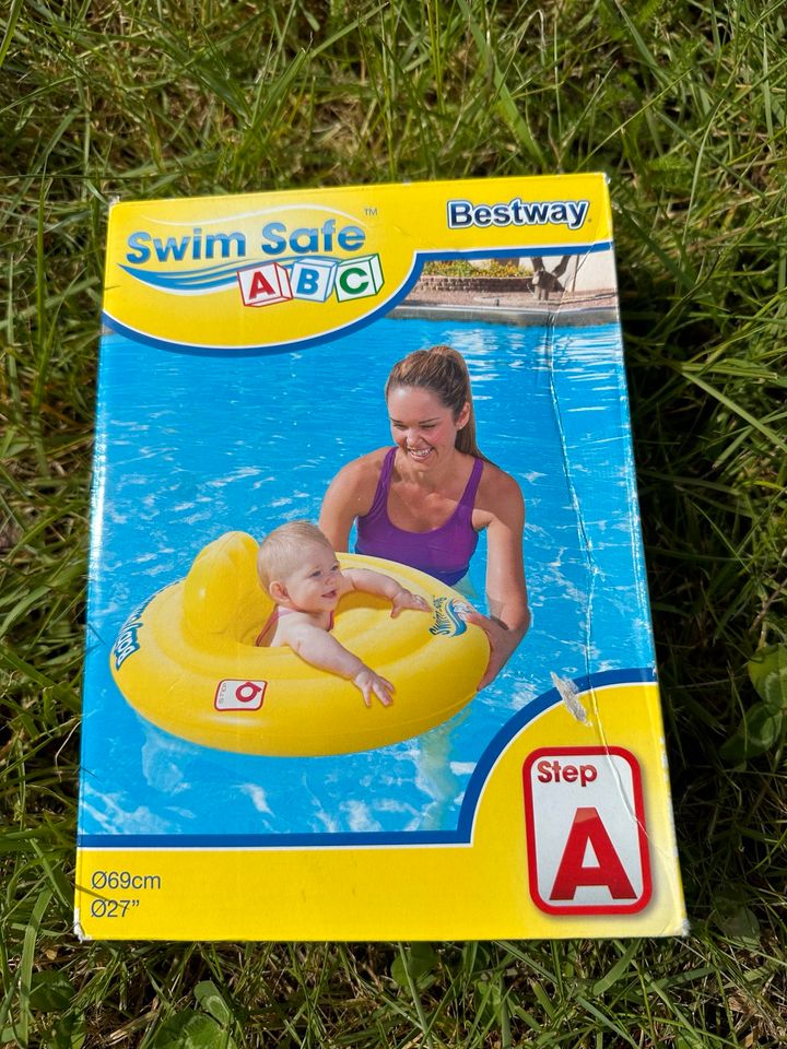 Baby Schwimmhilfe in Halle (Westfalen)