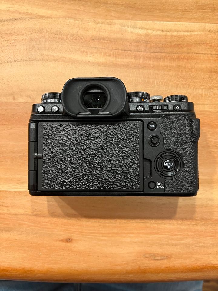 TOP Fujifilm X-T4 Body & Zubehör in Rauenberg