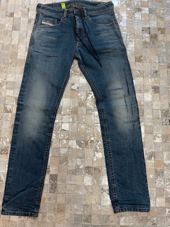 Thommer Jogg Jeans ZS690 Size 30 Length 30 in München