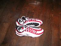 neuwertige reebok sneaker gr 42 aus usa Essen - Essen-Kray Vorschau