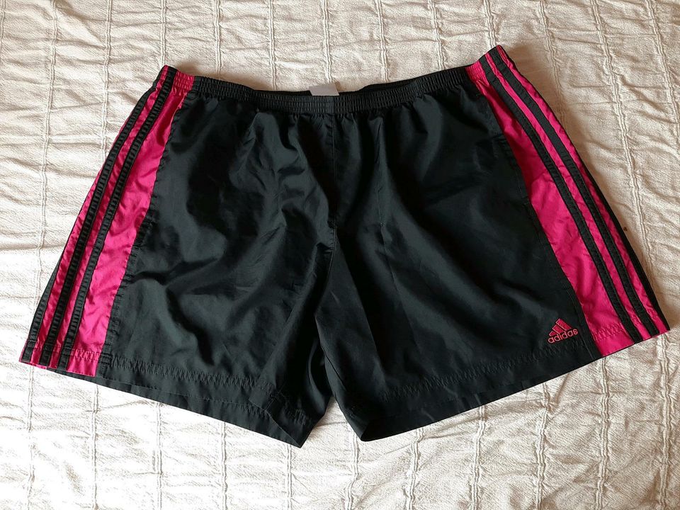 Adidas Damen Trainingsshorts Gr.46 in Köln