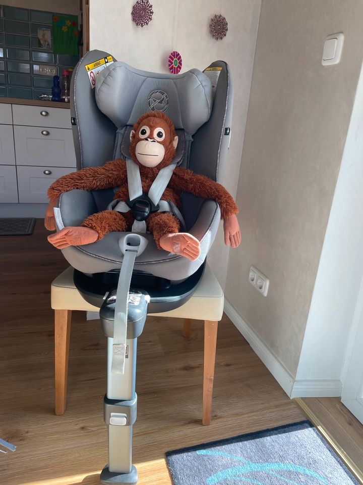 Cybex Sirona M2 i-size + Base M in Reichelsheim (Wetterau)