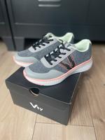 Victory Sneaker gr 37 neu mit Etikett Nordrhein-Westfalen - Solingen Vorschau