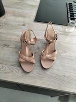 Sandalen High Heels Größe 39 von Esprit Niedersachsen - Emden Vorschau