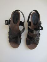 schwarz-braune Clarks-Sandalen mit Keilabsatz (Gr 39) Hannover - Vahrenwald-List Vorschau