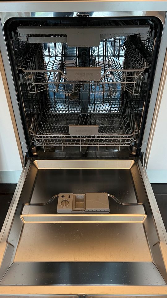 Samsung Geschirrspülmaschine in Müssen