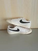 Nike Blazer 77 VNTG Sneaker Gr.42 Nordrhein-Westfalen - Kerpen Vorschau