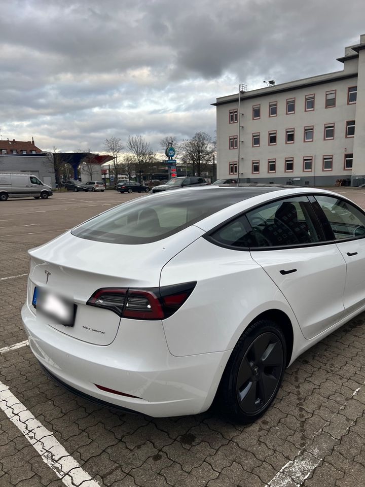 Tesla Model 3 LR Long Range AWD Dual Motor 11/2021 1.HD in Hannover