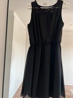 Damen Kleid Schwarz / kurz/ Größe S / Villa Niedersachsen - Weyhe Vorschau