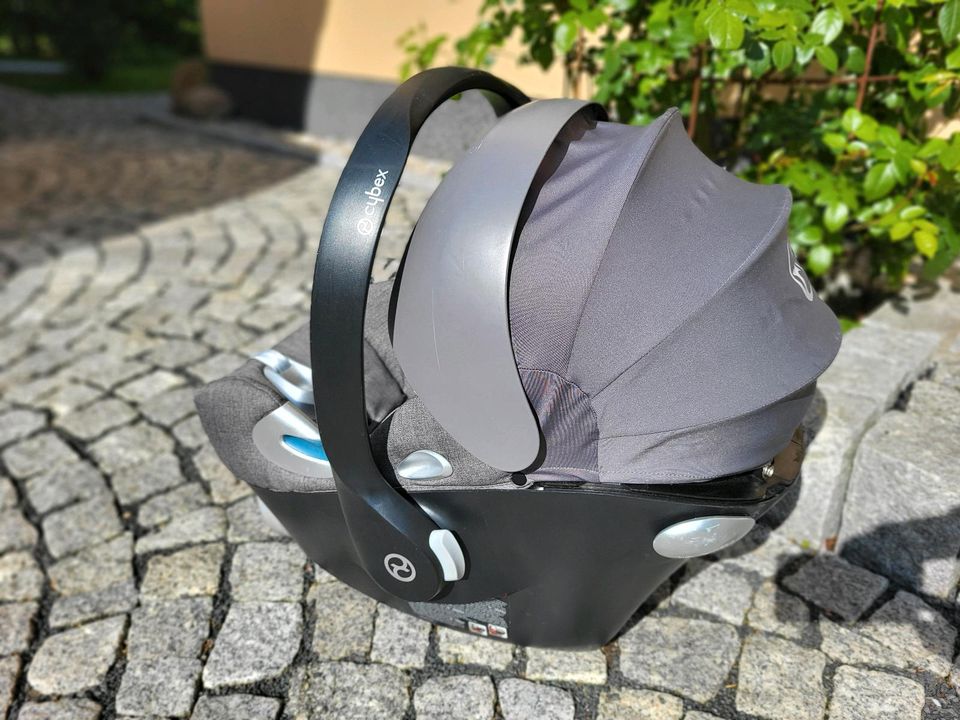 Babyschale Cybex Aton Q Plus in Großpösna