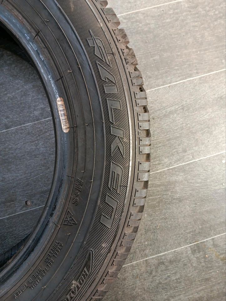 2X 175/65R15 84T Falken Winterreifen Winterräder RE0104-2 in Nagold